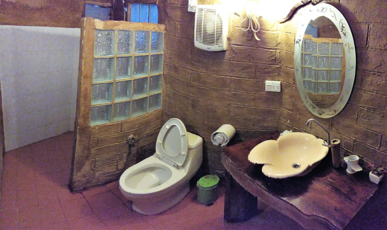 Baandin Chiewlarn Hotel Ban Tha Khun Buitenkant foto