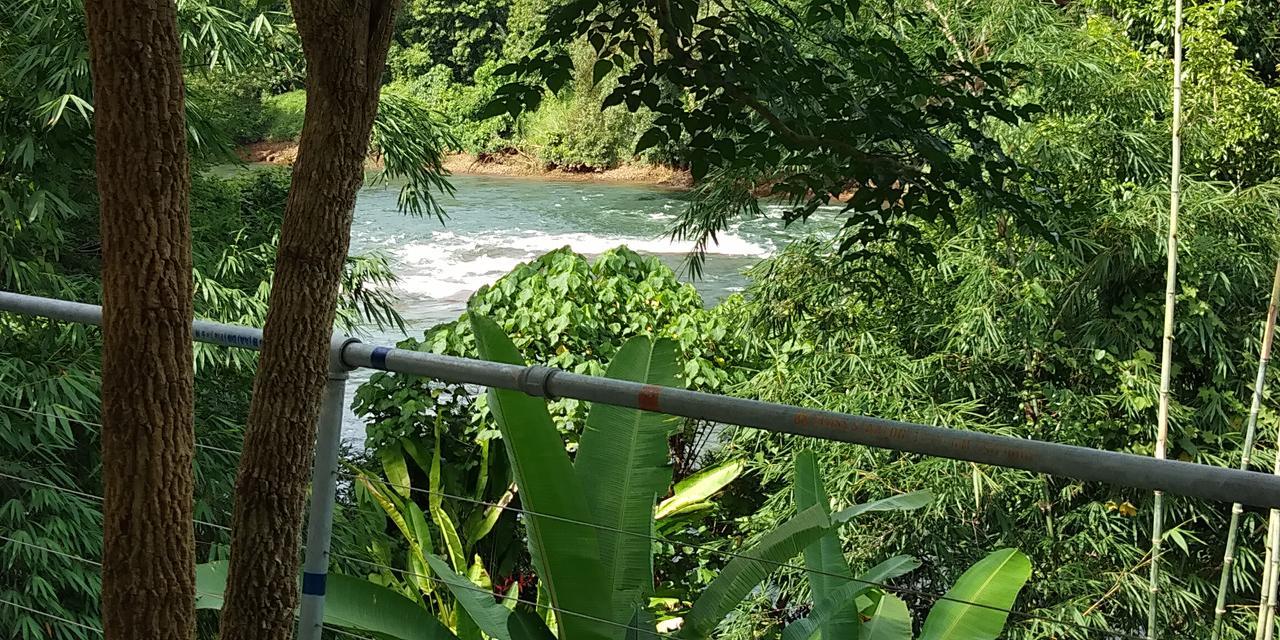 Baandin Chiewlarn Hotel Ban Tha Khun Buitenkant foto